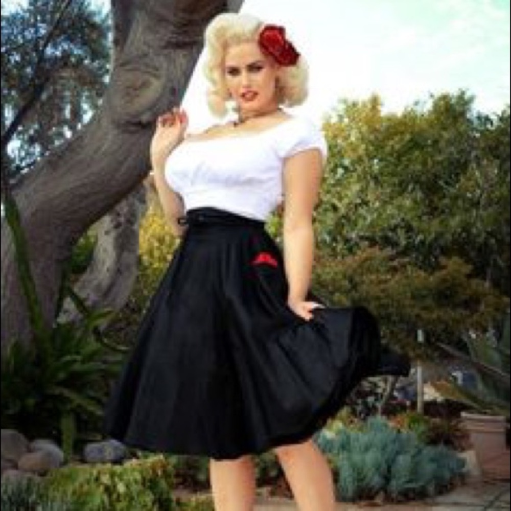 Pinup Couture Corset Skirt Size Small